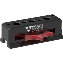 Vocas centre bracket for all Vocas universal sliding tophandle system plates.